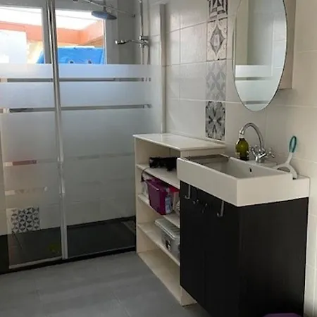 Ferienhaus Maison De A - 4 Personnes - Pres De La - Fr-1-823-45 *