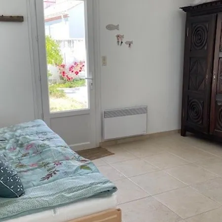 Maison De A - 4 Personnes - Pres De La - Fr-1-823-45 بيت للعطل L'Epine (Vendee)